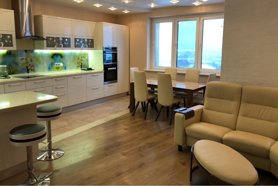 Совмещение кухни и гостиной