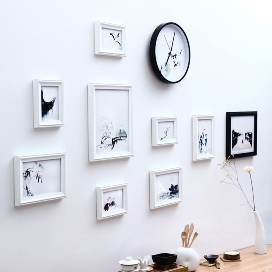 Набор фоторамок на стену