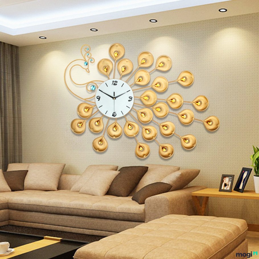 Украсить стену в зале