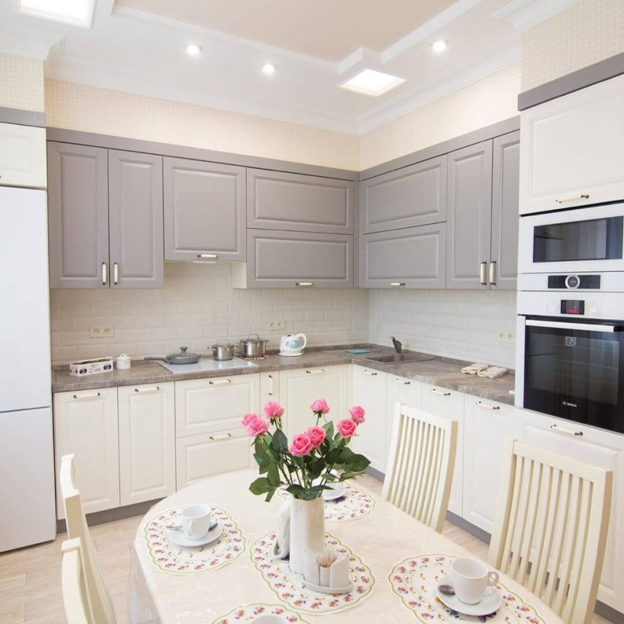 Кухня белая Нео классика 10м