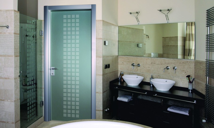 Двери для ванной комнаты