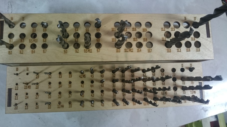 Шкаф для сверл 98 ячеек Энкор 22560