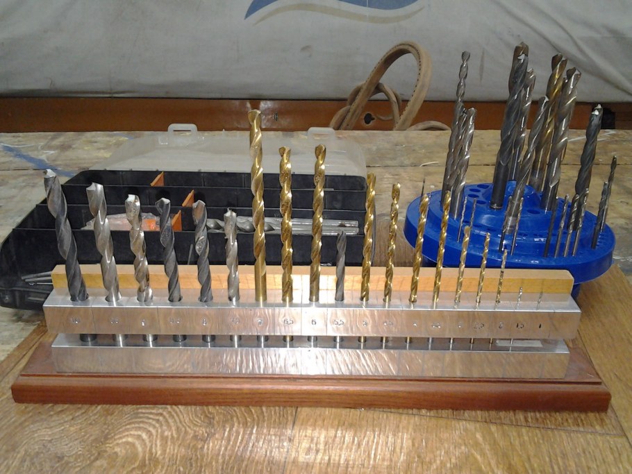 Приспособление для хранения сверл
