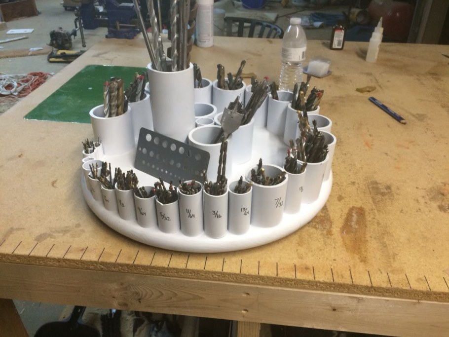 Держатель для сверл из ПВХ труб