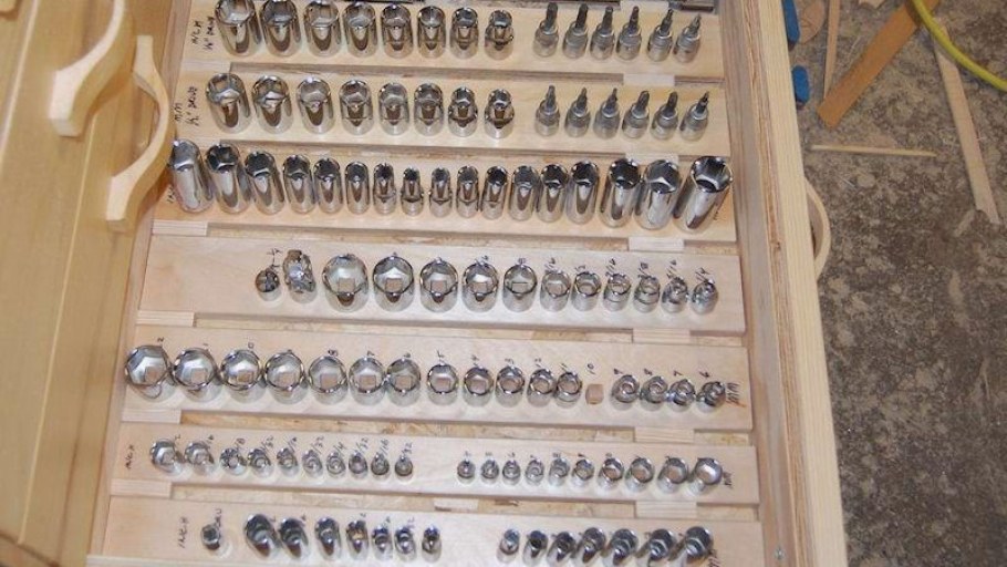 Ящик для сверл из фанеры