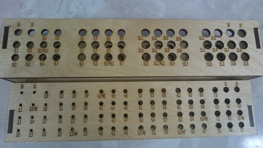 Подставка для сверл skor06