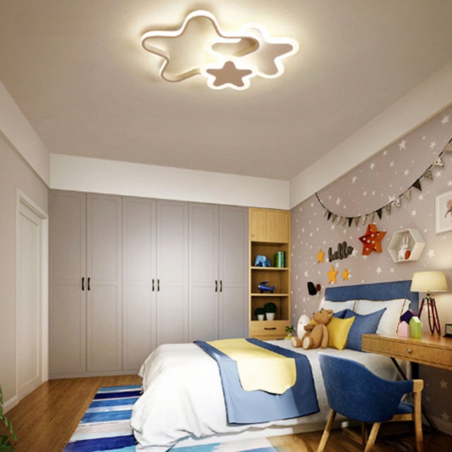 Интересное решение потолка в детской