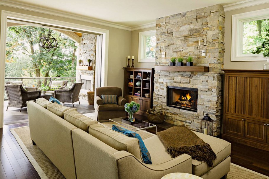Уютная гостиная с камином