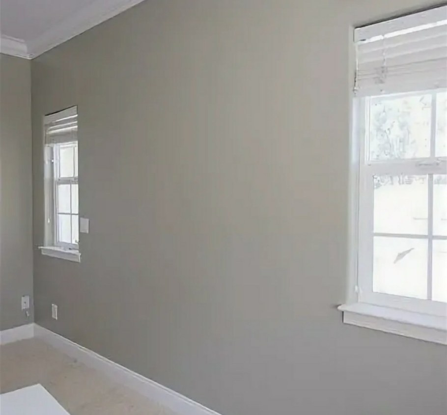 Окрашенные стены в квартире