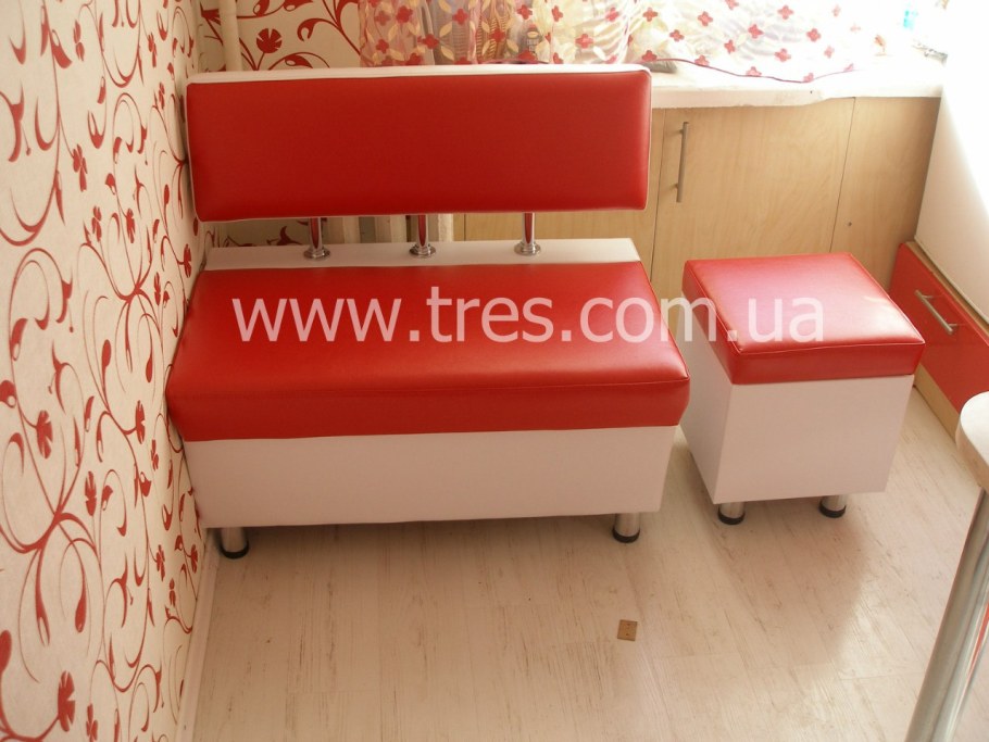 Мягкая скамейка на кухню