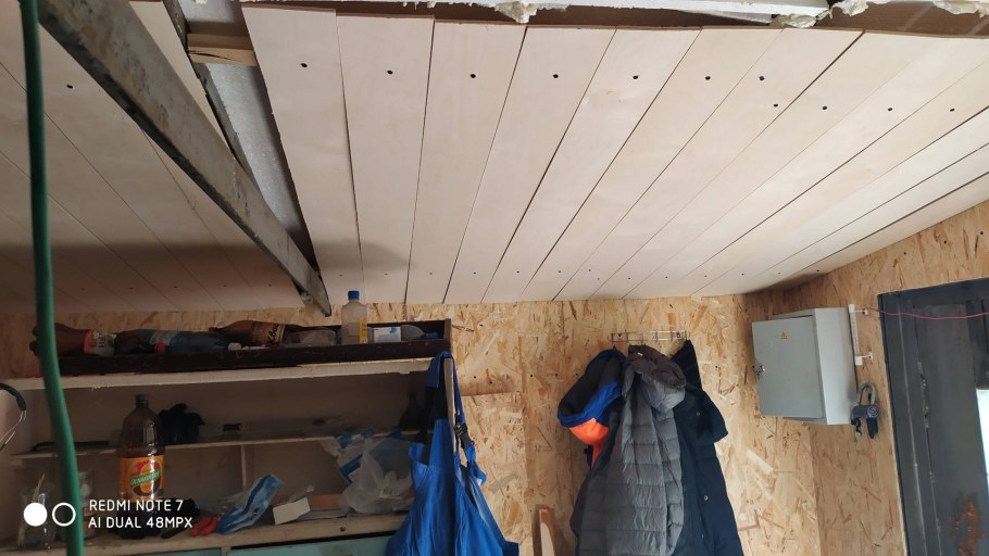 Обшивка потолка в гараже