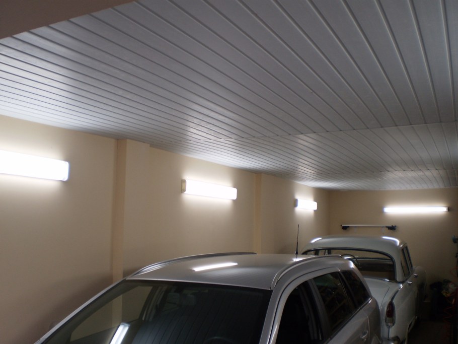 Подвесной потолок в гараже
