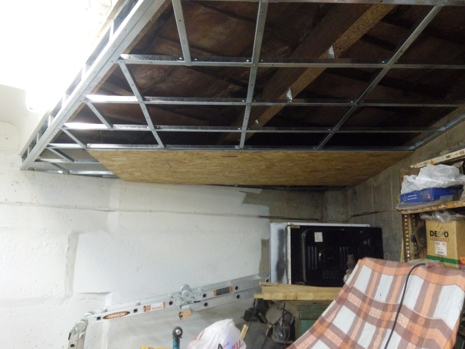 Потолок в гараже