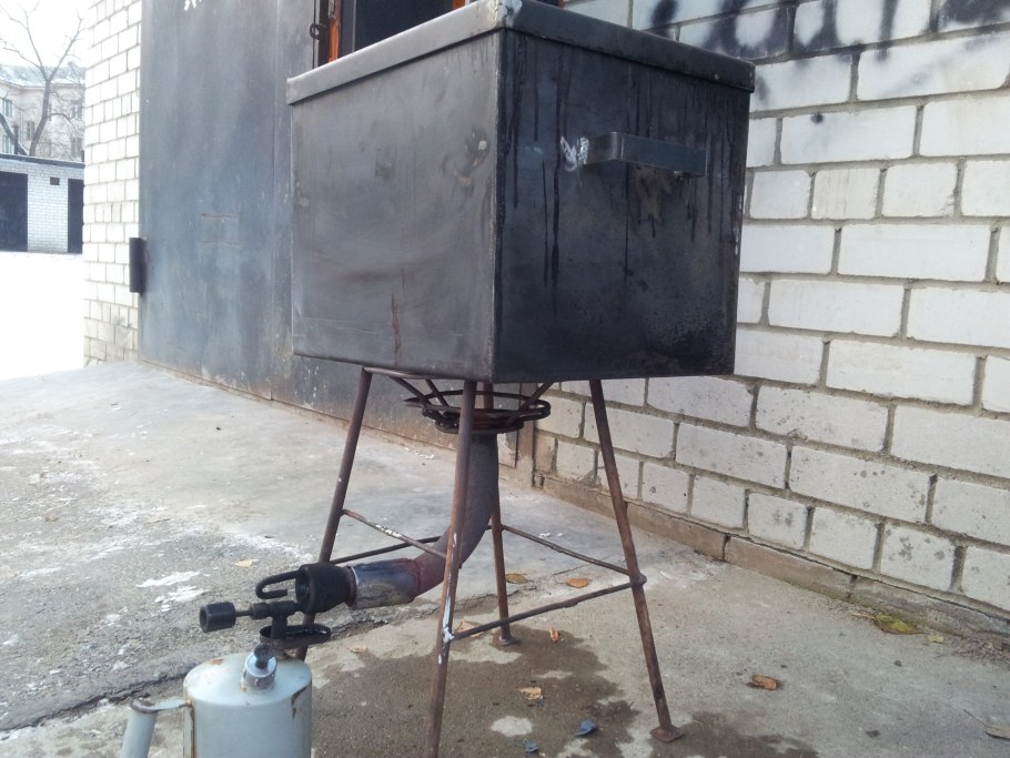 Подставка для коптильни