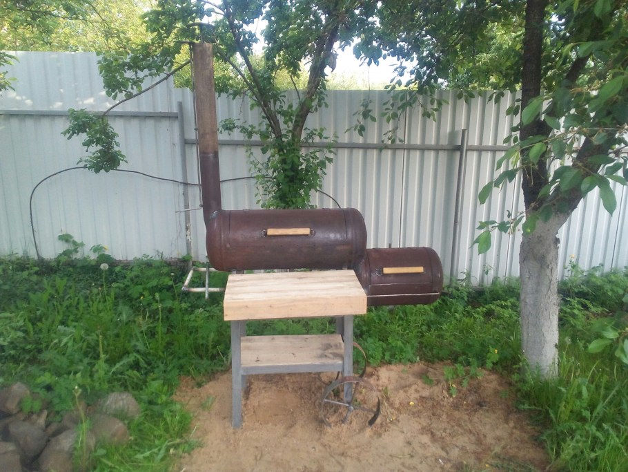 Коптильня в гараже как бизнес