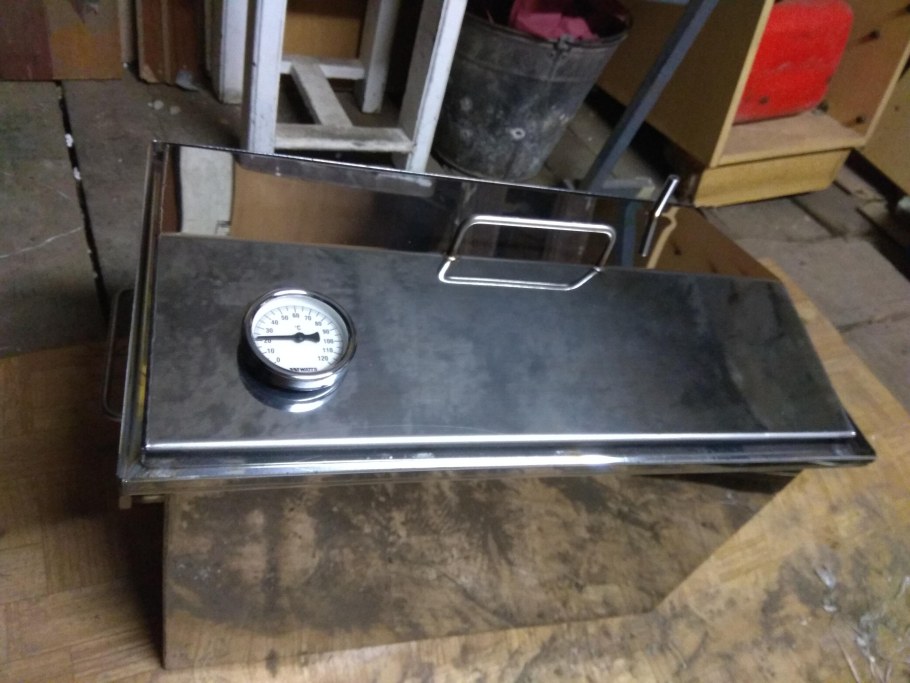 Бак из нержавейки для холодного копчения