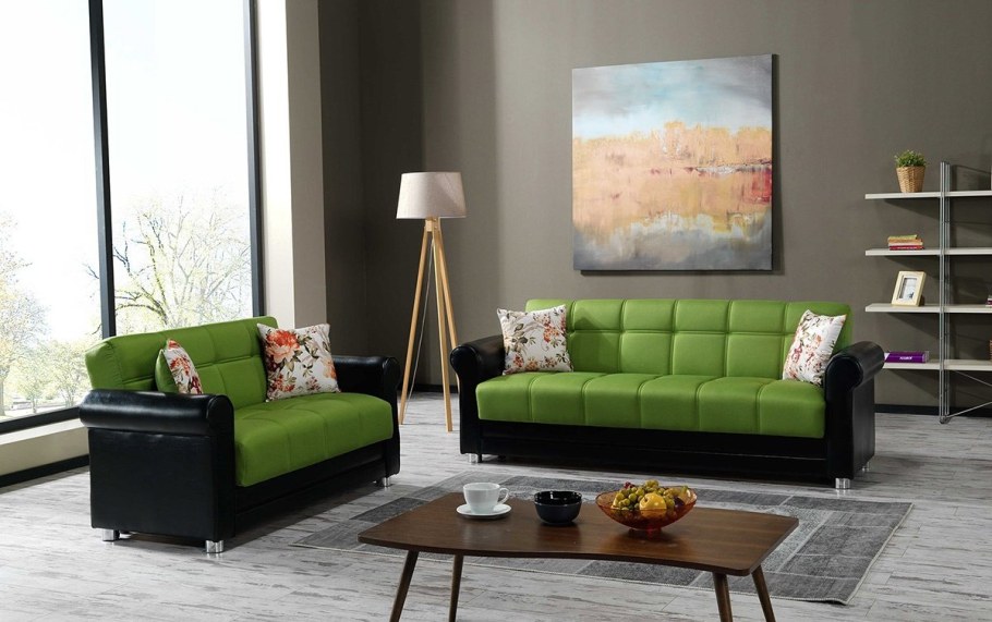 Салатовый диван в интерьере