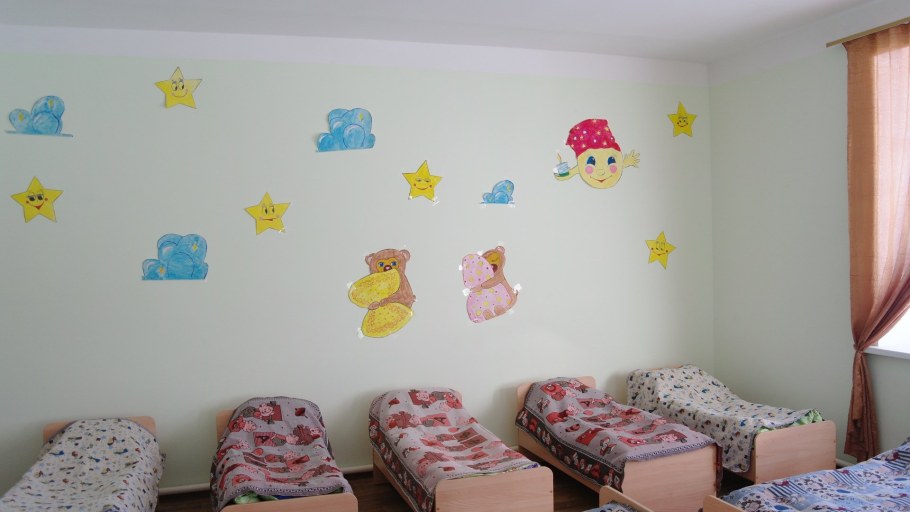 Спальные комнаты в детском саду