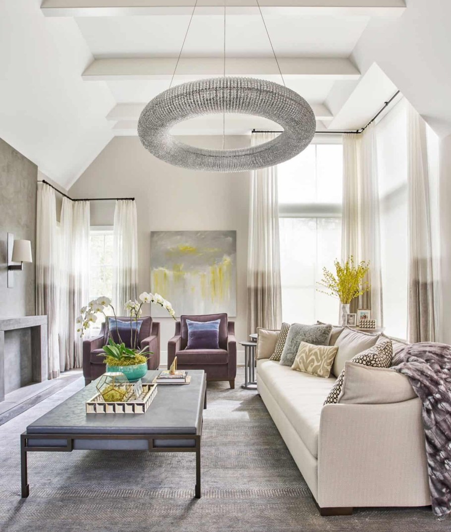 Люстры для гостиной