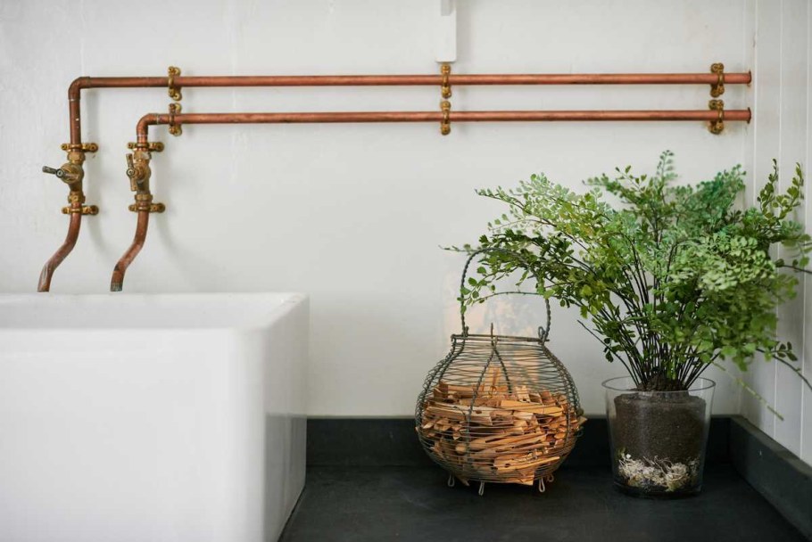 Декоративные трубы в интерьере