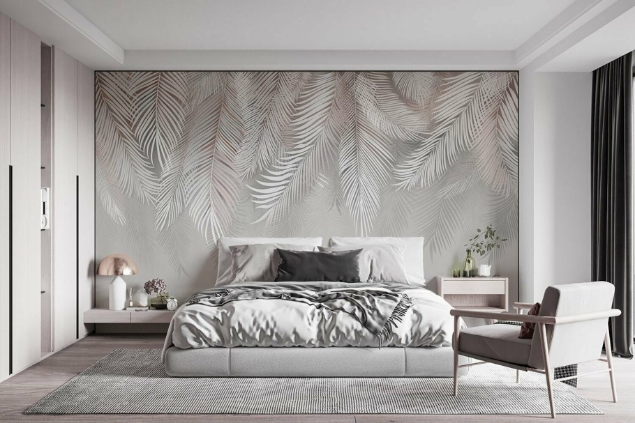 Спальня с перьями на стене