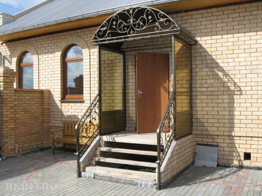 Входная группа в частный дом