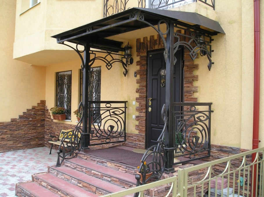 Кованое крыльцо