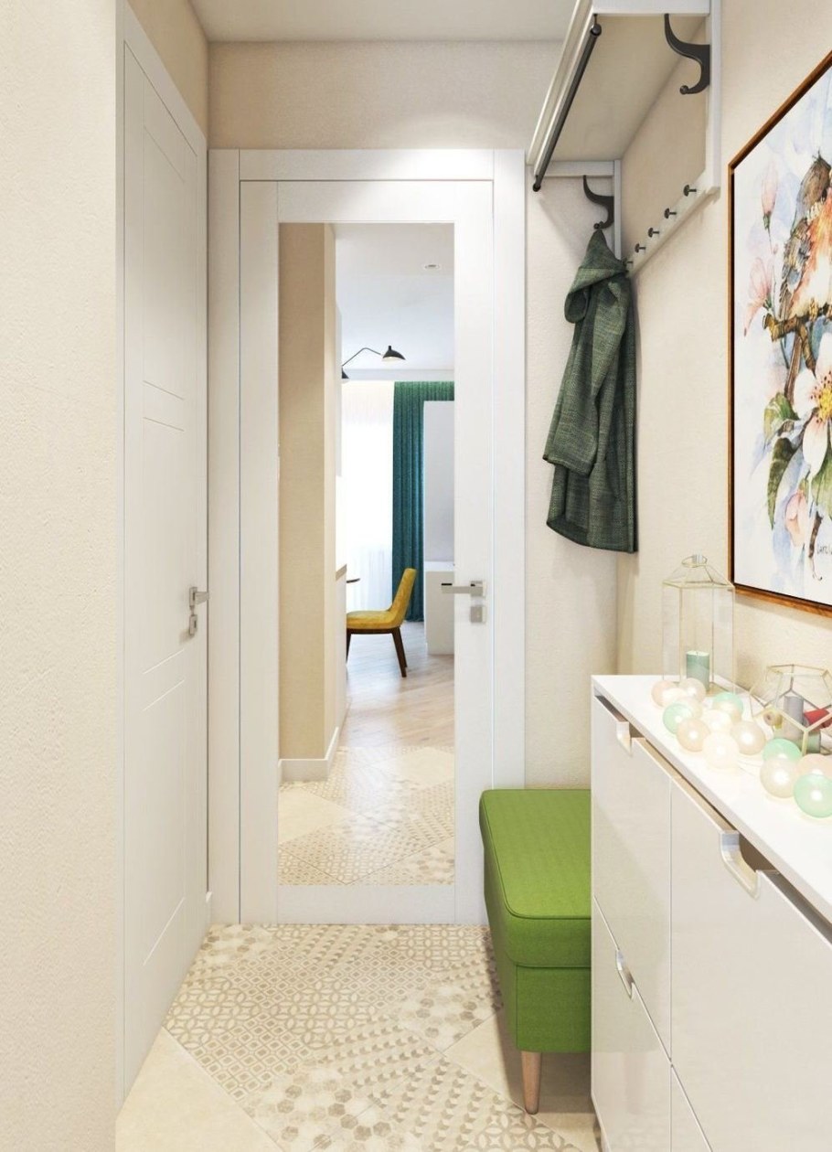 Узкая прихожая в хрущевке