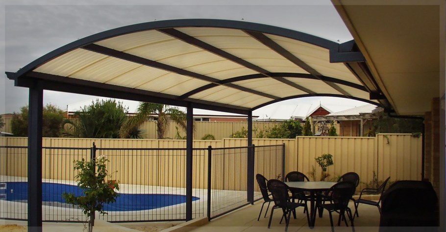 Навес полукруглый из поликарбоната