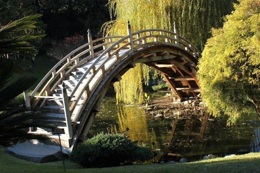 Декоративный мостик