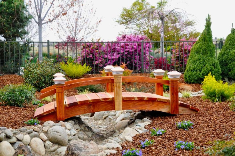 Садовые мостики