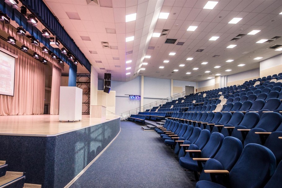 Школа 23 Екатеринбург актовый зал