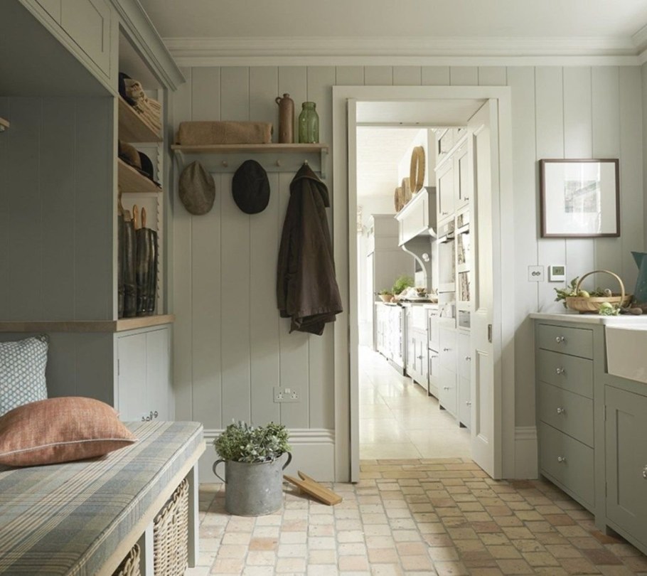 Сара Ричардсон шкафы