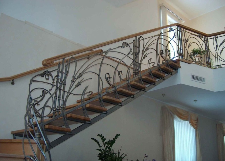 Лестница ковка