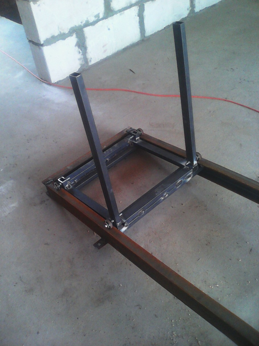 Швеллер для направляющих для лифта