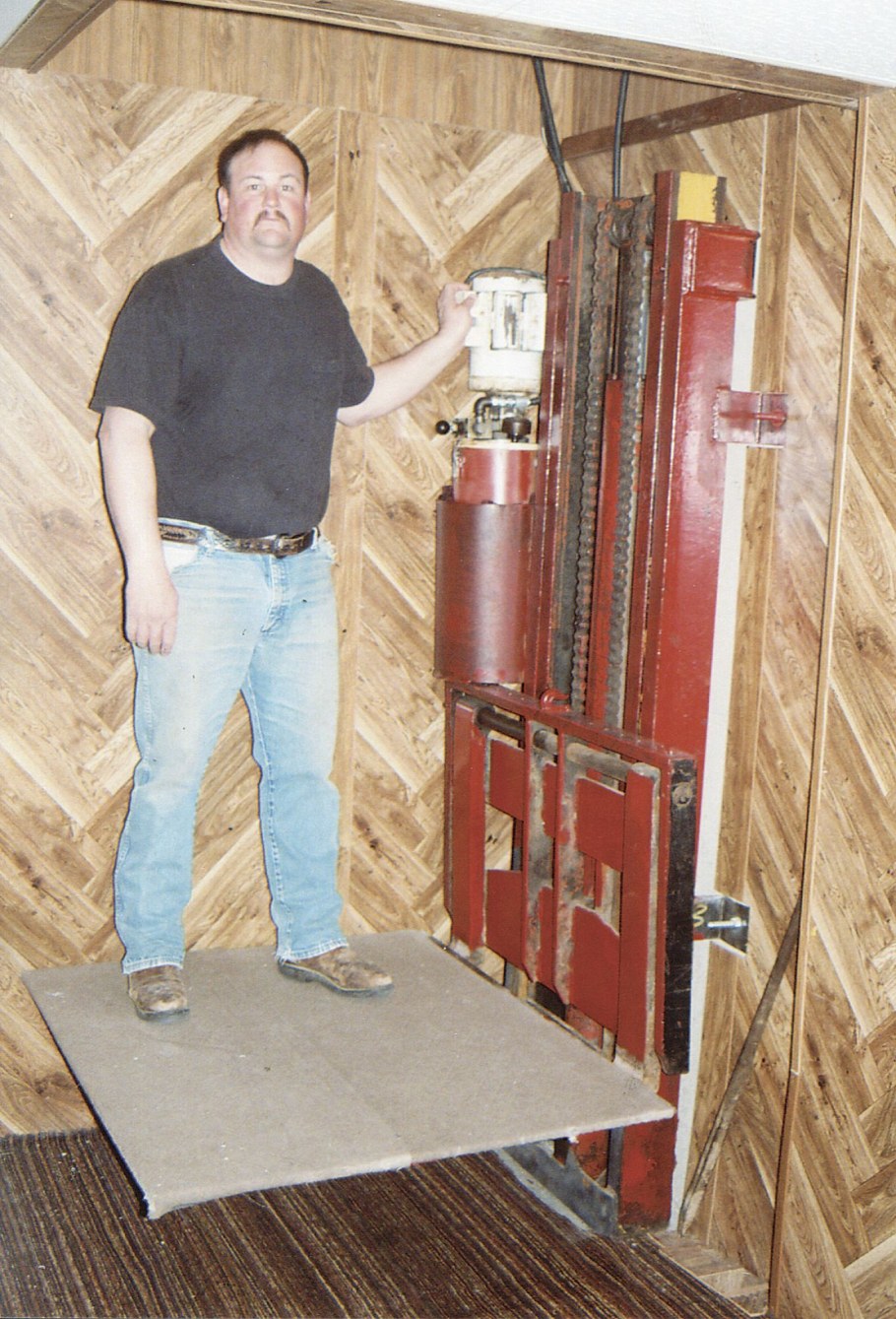 Подъемник для погреба