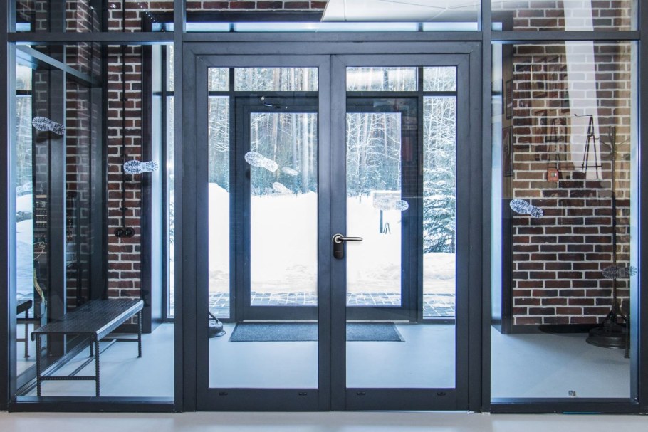 Дверь алюминиевая СИАЛ КП 45