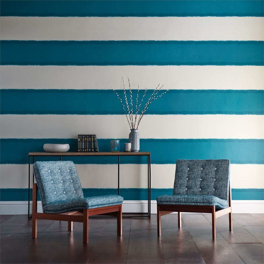 Обои в полоску в интерьере