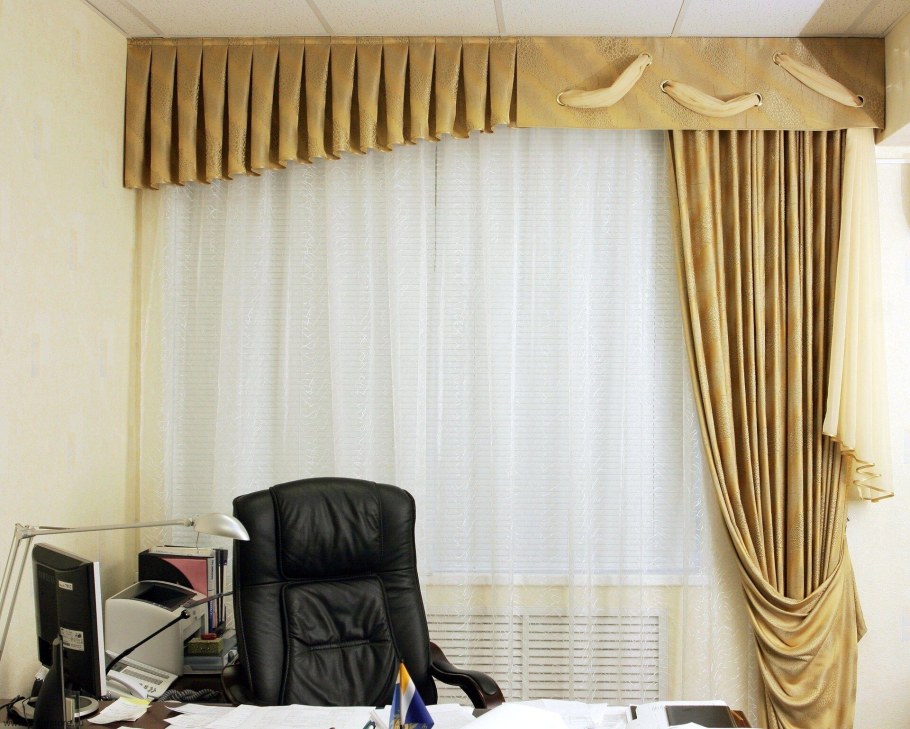 Шторы в кабинет руководителя
