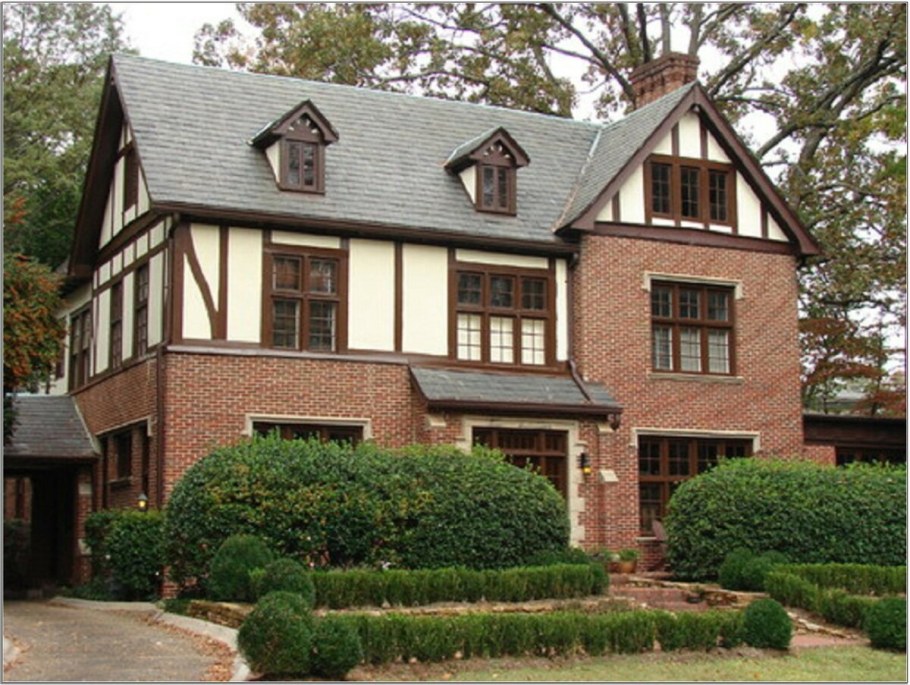 Стиль Тюдор (Tudor Revival Cottage)