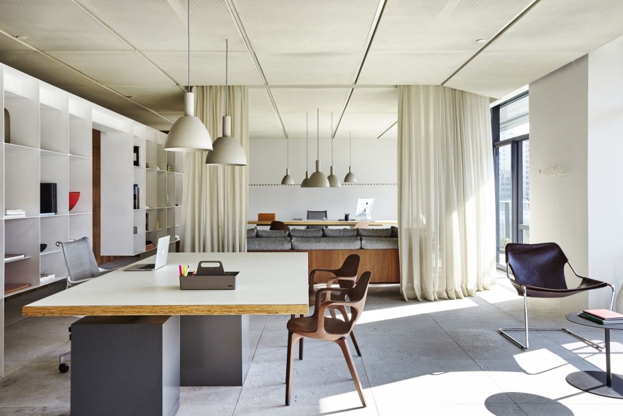 Интерьер офиса в стиле конструктивизм