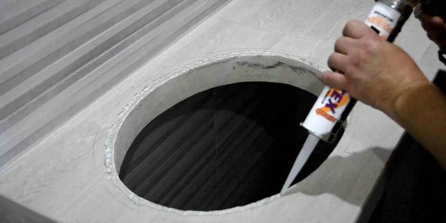 Подклеенная раковина