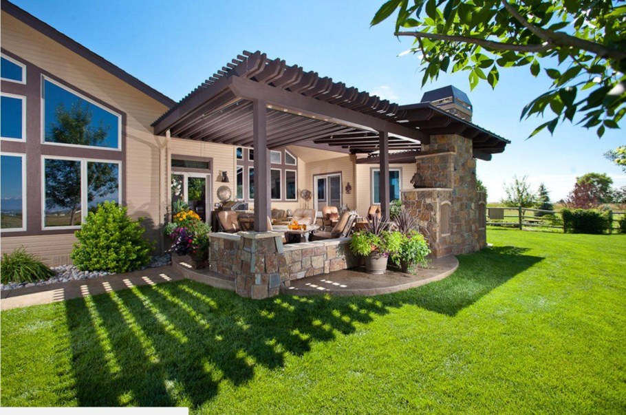 Красивая веранда к дому