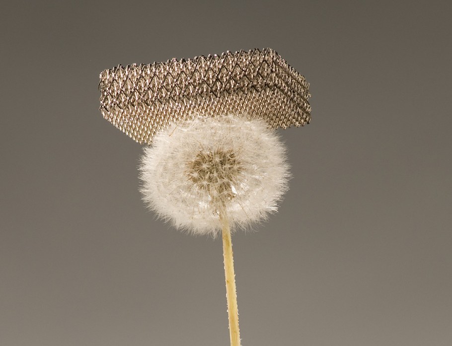 Microlattice — никелевая «кость»