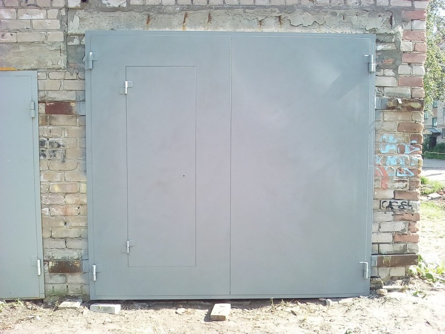 Ворота гаражные металлические