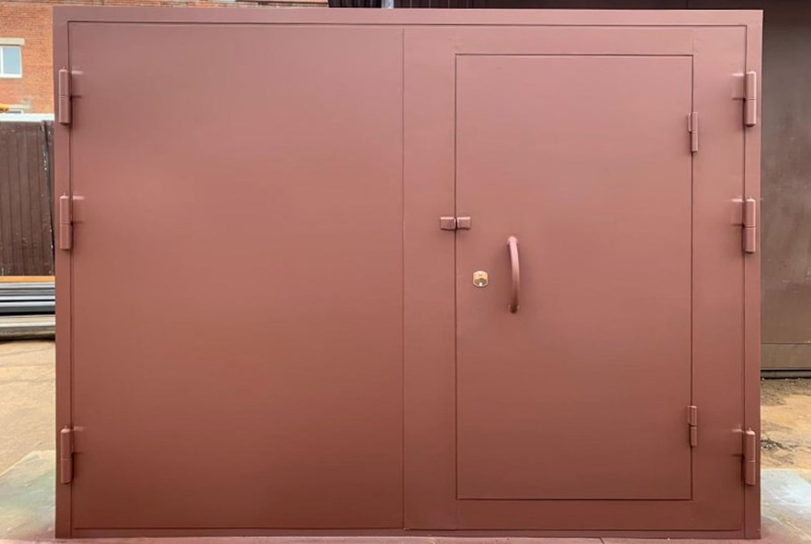 Гаражные ворота распашные металлические из профиля 40*20,1.5