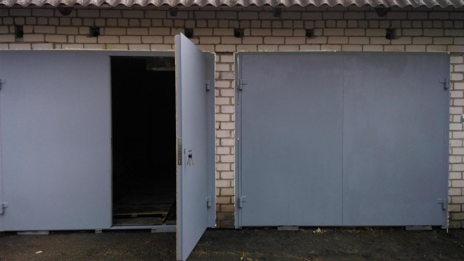 Гаражные распашные ворота Корн 3000