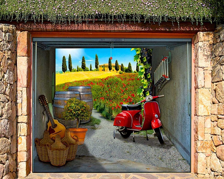 Разрисованные ворота гаража