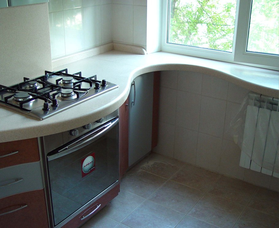 Столешница для маленькой кухни