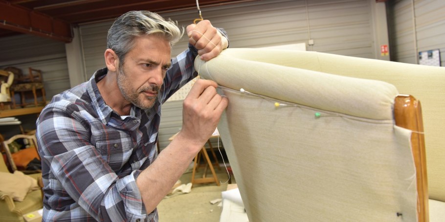 Сборщик мягкой мебели